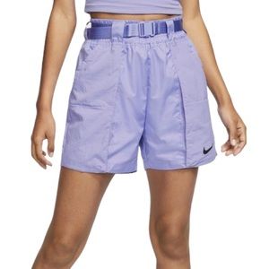 Nike Women's Sportswear Swoosh Woven Shorts Small‎ CJ3807 Light Thistle Purple